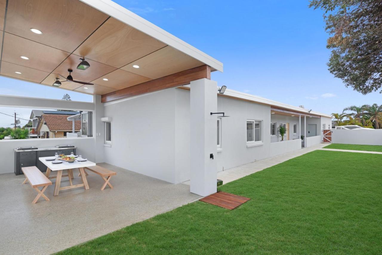 The Elements L Water L 4 Stunning Apartments Each With Private Outdoor Dining L Walk To The Beach L Pet Family And Event Friendly L Wifi L Netflix L Outdoor Shower L Communal Bbq Pavilion And Lawn Area L Christies Beach Exterior photo